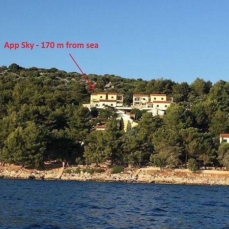 Gavza Sky View Apartment Cres Buitenkant foto