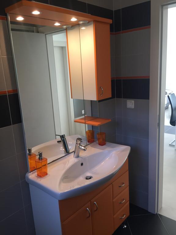 Gavza Sky View Apartment Cres Buitenkant foto