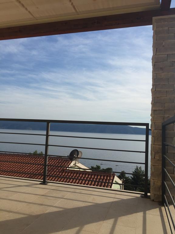 Gavza Sky View Apartment Cres Buitenkant foto
