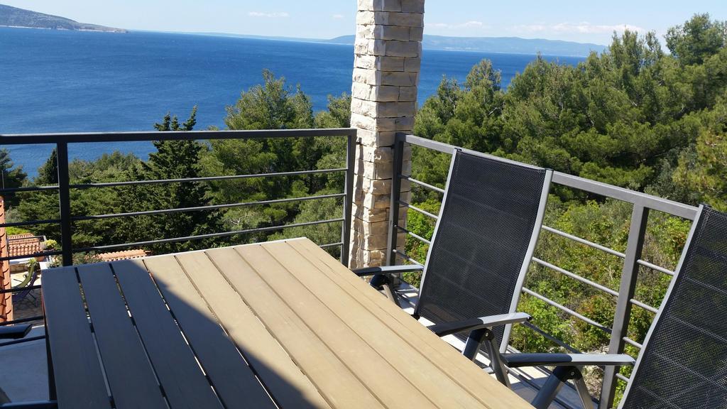 Gavza Sky View Apartment Cres Buitenkant foto