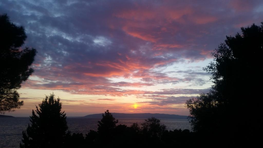 Gavza Sky View Apartment Cres Buitenkant foto
